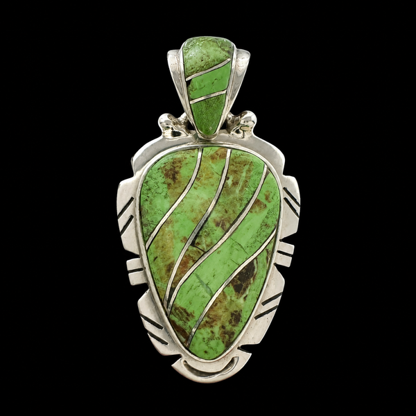 Rare Australian Gaspeite Pendant in 925 Sterling Silver – Ed Lohman